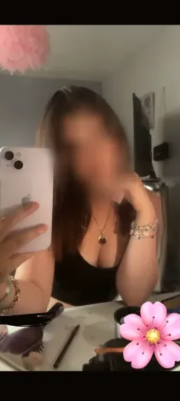 Noor, 20