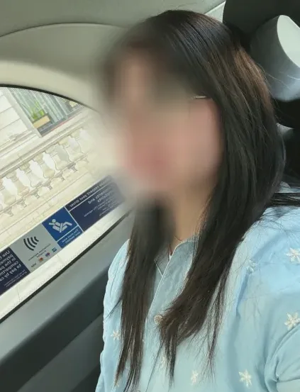 Salma, 35